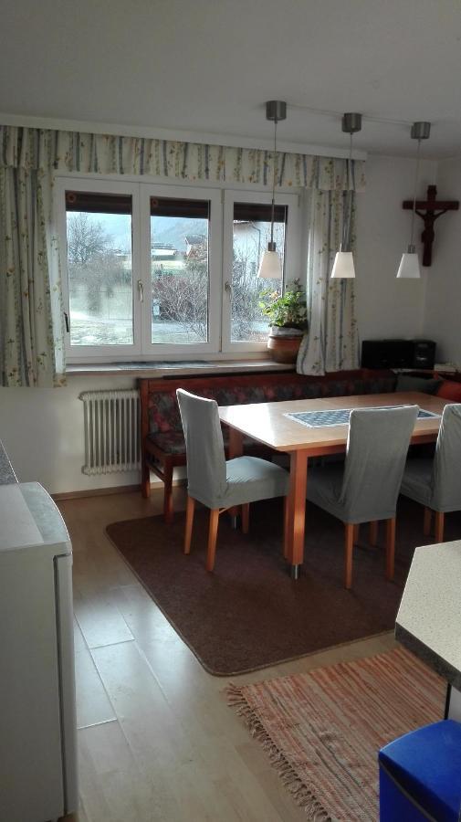 Haus Agerer Fewo 2. Stock Tarrenz Exteriér fotografie